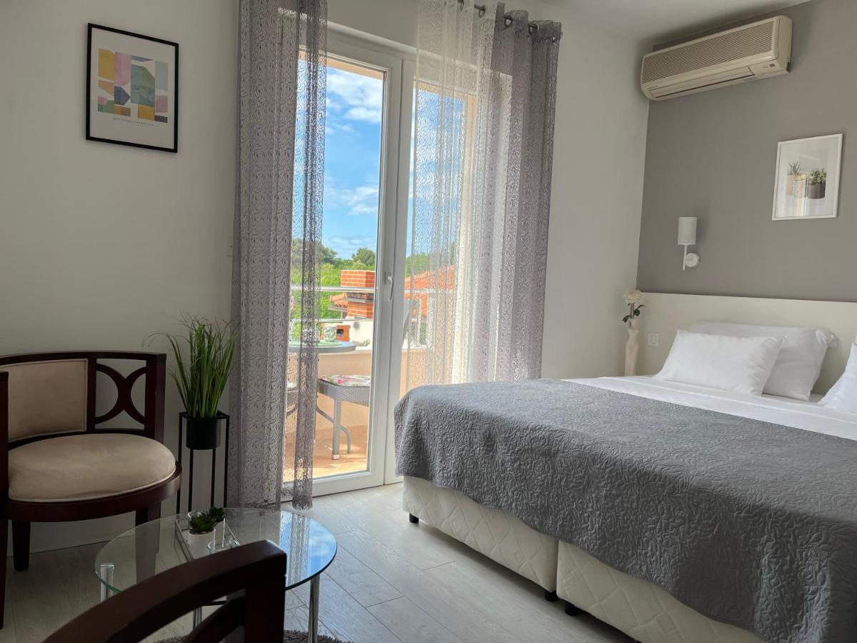 Soko Apartments & Rooms Затон Екстер'єр фото